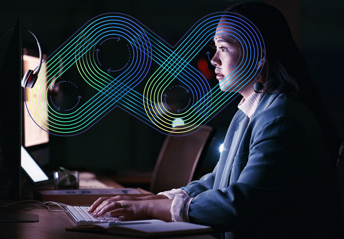 An insurance agent using backlinks to improve her SEO